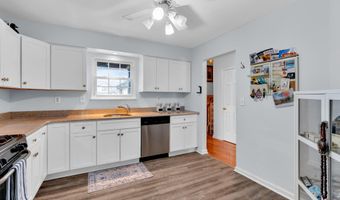 15 Old Mill Ct, Belmar, NJ 07719