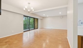 4408 ISLAND Pl 202, Annandale, VA 22003