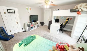 726 N Jackson St, Auburn, IN 46706