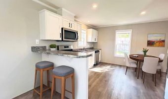 7055 Quarry Rd 48, Amherst, OH 44001