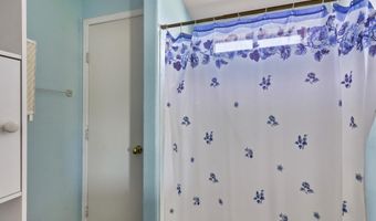 6705 E Red Barrel Rd, Yucca, AZ 86438