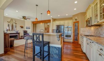 149 Saladon Rd, Angel Fire, NM 87710