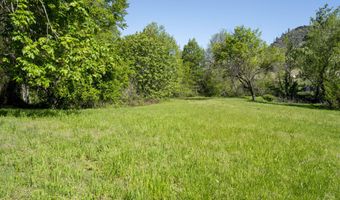 5293 Highway 66, Ashland, OR 97520