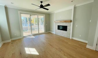 200 E Moore St B, Apex, NC 27502