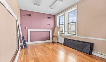 16 W Black Well St6s War, Andover, NJ 07801