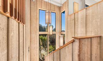 649 Bayview Dr, Aptos, CA 95003