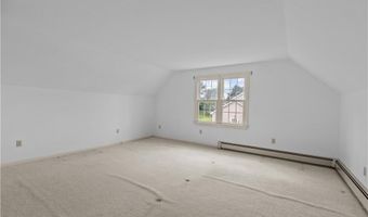 103 Gosset's Turn Dr, Middletown, RI 02842