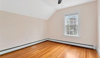 1 Slocum St, Newport, RI 02840