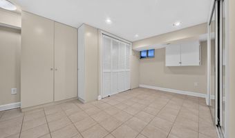 4705 22ND St N, Arlington, VA 22207