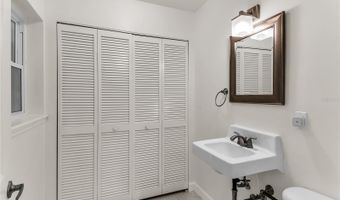 14 HOPKINS Cir, Orlando, FL 32804