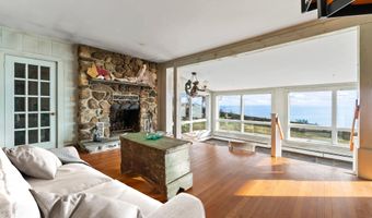 81 Nubble Rd, York, ME 03909