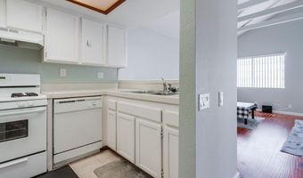 4527 Contour Blvd 4, San Diego, CA 92115