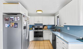 5761 Eve St, Chubbuck, ID 83202