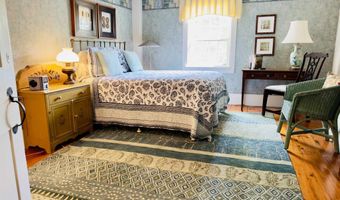 89 Chestnut Hill Rd, Amherst, NH 03031