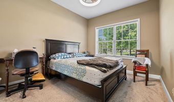 3128 Stockbury St, Ames, IA 50010