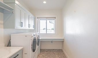 5808 Glass Mountain Blvd, Idaho Falls, ID 83404