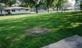 707 E 5th St, Altamont, KS 67330
