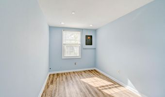 4472 RUGGLES Ct, Annandale, VA 22003