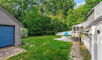 301 N Amherst Rd, Bedford, NH 03110