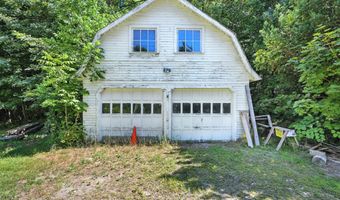 570 McGrath Pond Rd, Belgrade, ME 04917