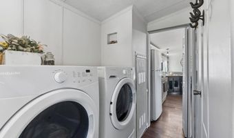 208 Fernwood Dr, Harrington, DE 19952