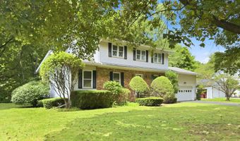 4 Laurel Dr, Albany, NY 12211