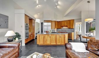 8521 Spendlove Dr, Anchorage, AK 99516