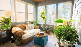 43353 258th St, Bridgewater, SD 57319