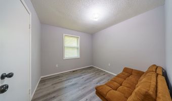 230 Kenneth St, Batesville, AR 72501