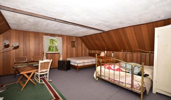 455 King Richard Dr, Becket, MA 01223