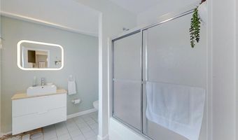 26 Cliff Ave 2, Newport, RI 02840