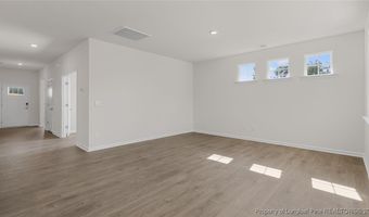 638 Pine Dune Ln, Aberdeen, NC 28315