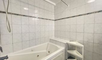 96 W 18TH St, Bayonne, NJ 07002