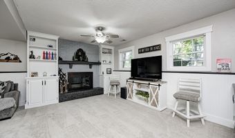 8710 Maple View Dr, Indianapolis, IN 46217