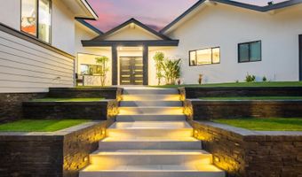557 Kupulau Dr, Kihei, HI 96753