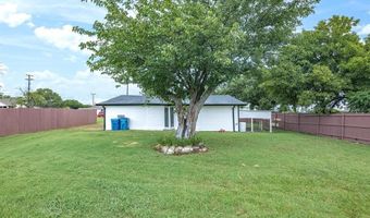 402 E Davis Ave, Alvarado, TX 76009