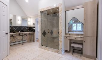 200 Miner Rd, North Kingstown, RI 02874