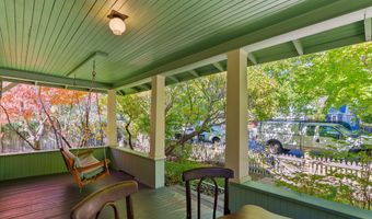 827 NW Delaware Ave, Bend, OR 97703