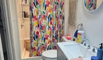 822 N 5TH St, Reading, PA 19601