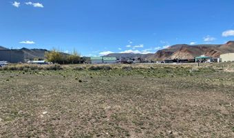 831 Custer St, Challis, ID 83226