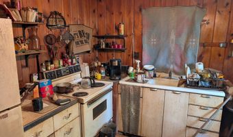 4233 Swan Lake Dr, Allegan, MI 49010