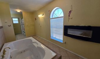 5002 Los Nogales Dr, Carlsbad, NM 88220