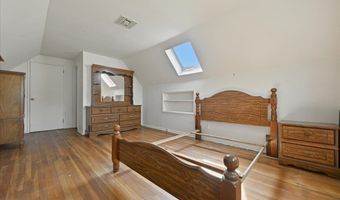 49 Forrest Pl, Amityville, NY 11701