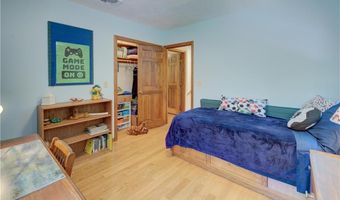 1420 Diplomat Dr, East Greenwich, RI 02818