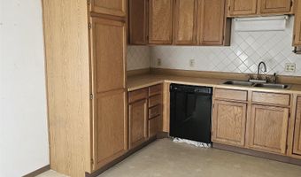 108 W 5th St, Hawthorne, NV 89415