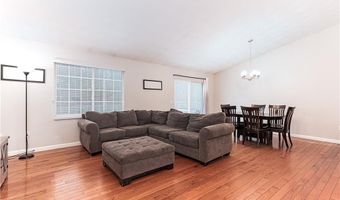 67 Remington Farm Dr, Coventry, RI 02816