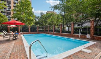 901 N MONROE St 1013, Arlington, VA 22201
