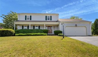 4 Karen Ln, Bristol, RI 02809