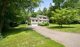52 Thornridge Dr, Colchester, CT 06415