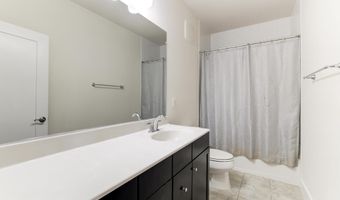 44750 TIVERTON Sq, Ashburn, VA 20147